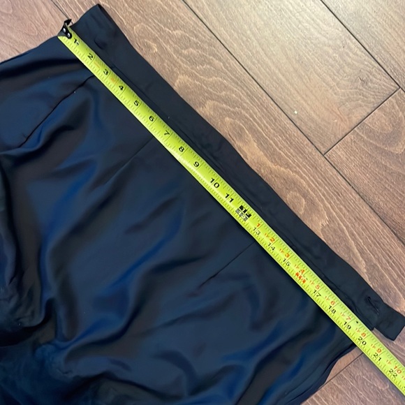 Black Satin midi skirt with tulle flounce - Picture 6 of 11